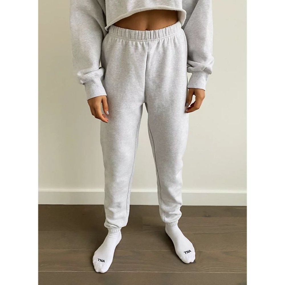 Aritzia Tna Cozy Fleece Perfect Hi-Rise Sweatpant